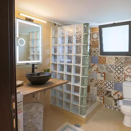 Anastazia - Rhodes *